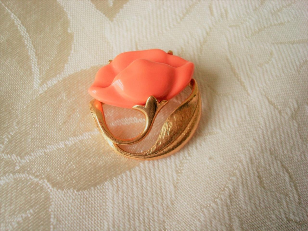 Vintage Gold Tone and Coral Lucite Poppy Flower Pin Brooch KJ Lot B