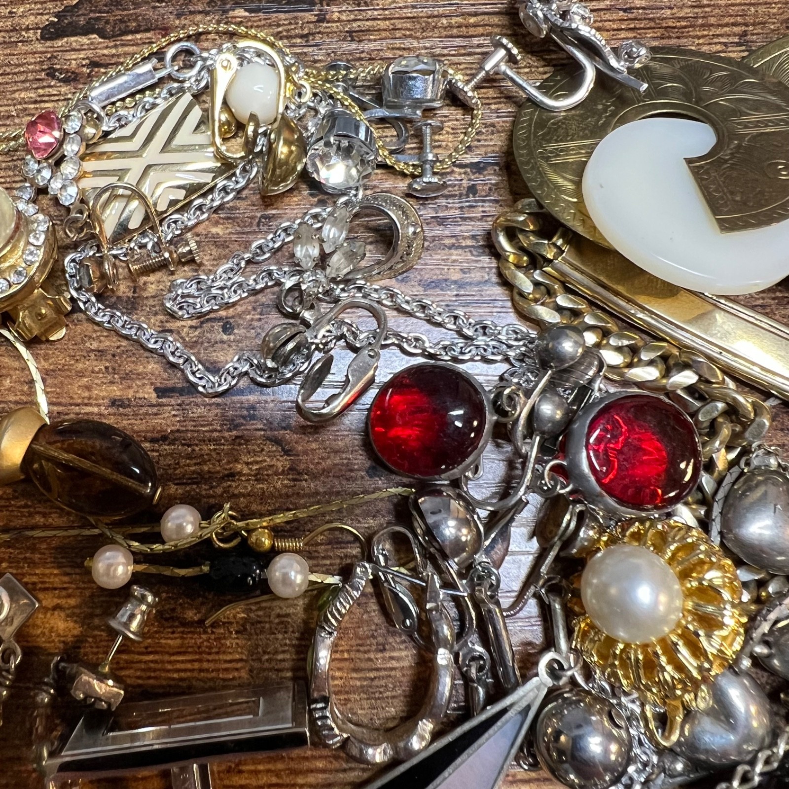 Vintage Estate Junk Drawer Lot: Jewelry, Pins, Coin, Collectibles, Tangled
