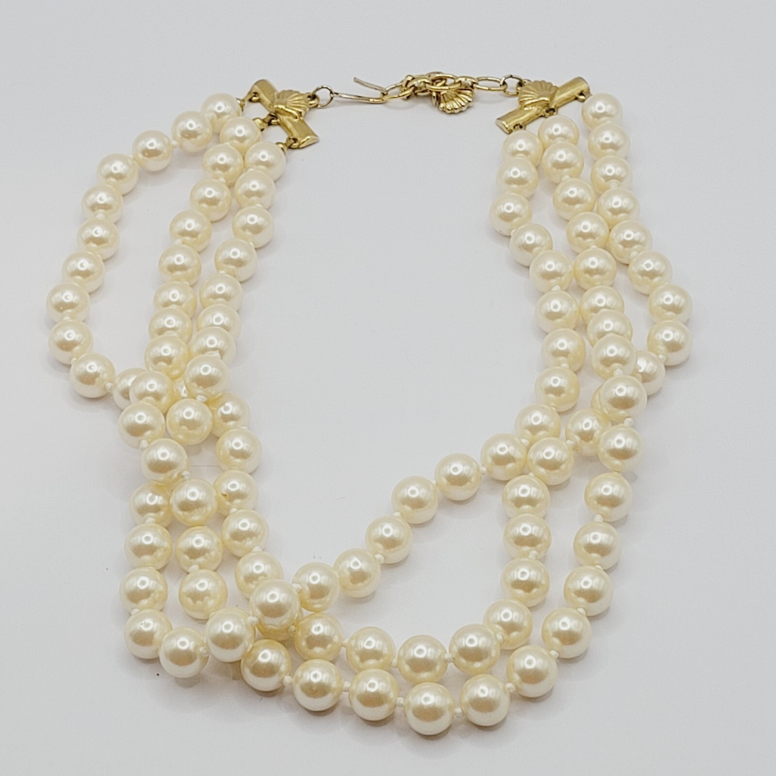Triple Strand Faux Pearl Hand Knot Gold Tone Clam Shell Charm Clasp Vtg Necklace