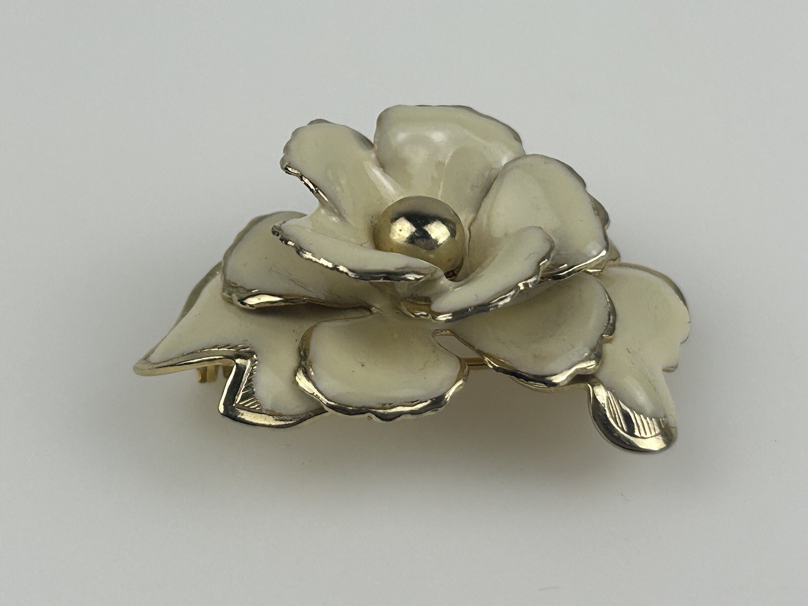 Vintage Ivory & Gold Tone Layered Enamel Flower 3D Brooch Costume Jewelry