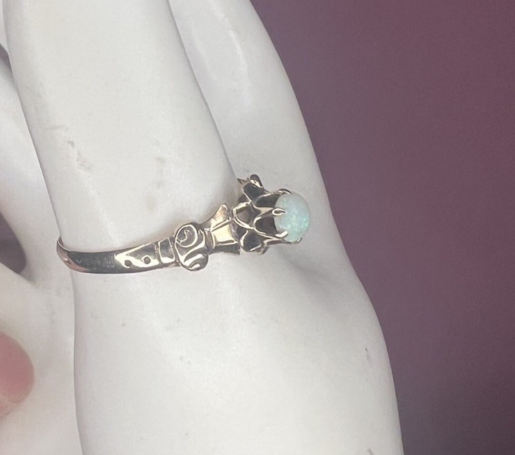 Victorian Antique Opal 10k Yellow Gold Ring Size 7.25 Reduced! Intricate Belt