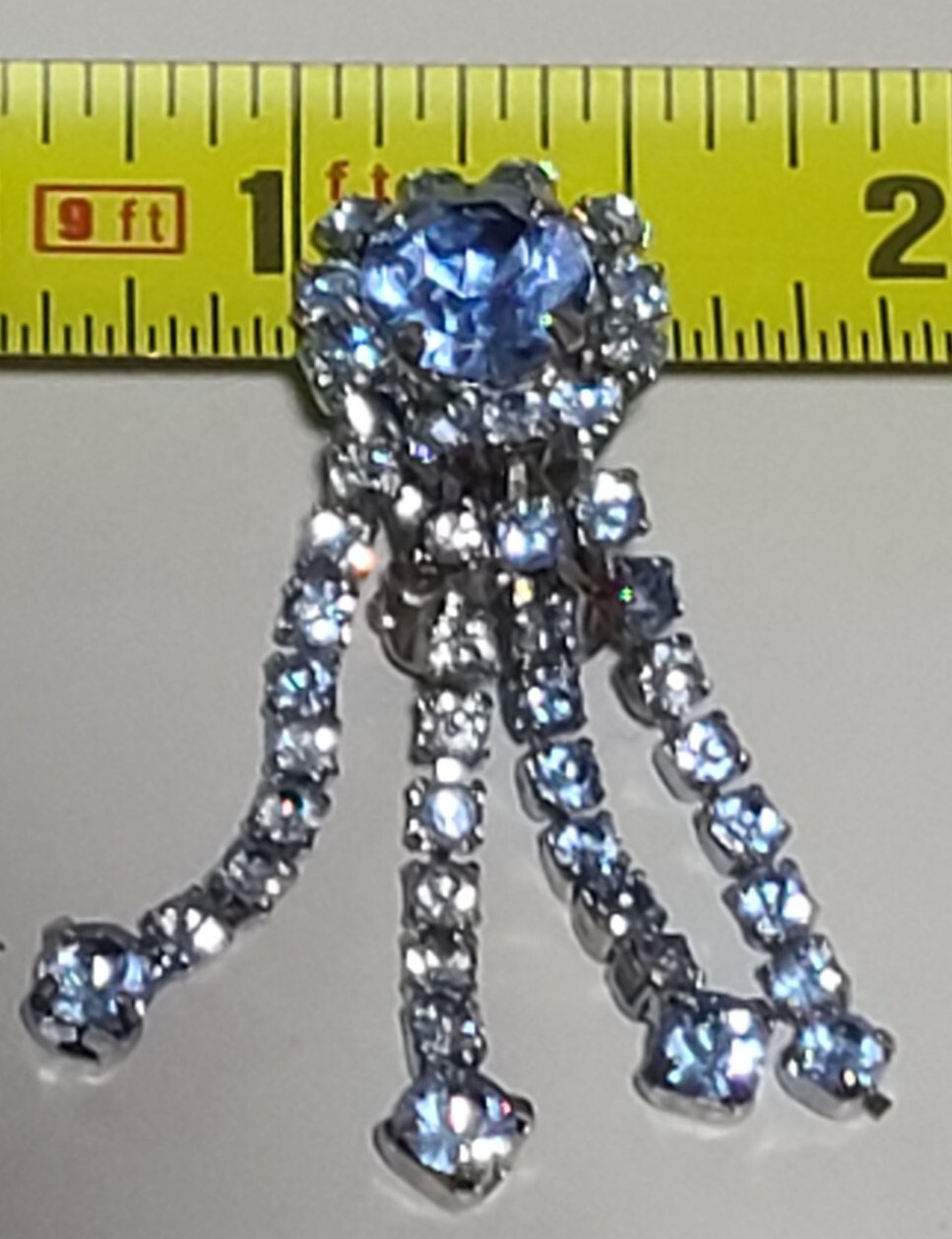 Blue Aurora Borealis Rhinestone Silvertone 14″ Necklace And Clip On Earrings