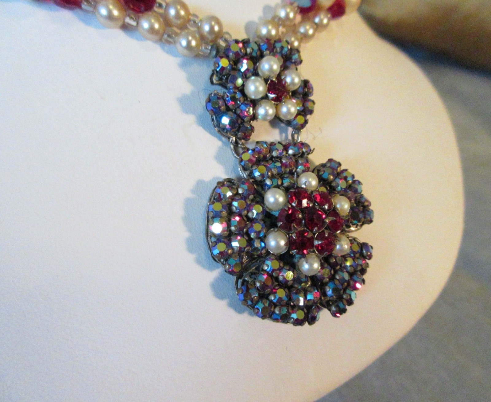 vintage signed ORIGINAL BY ROBERT rhinestone pearl necklace and bracelet set