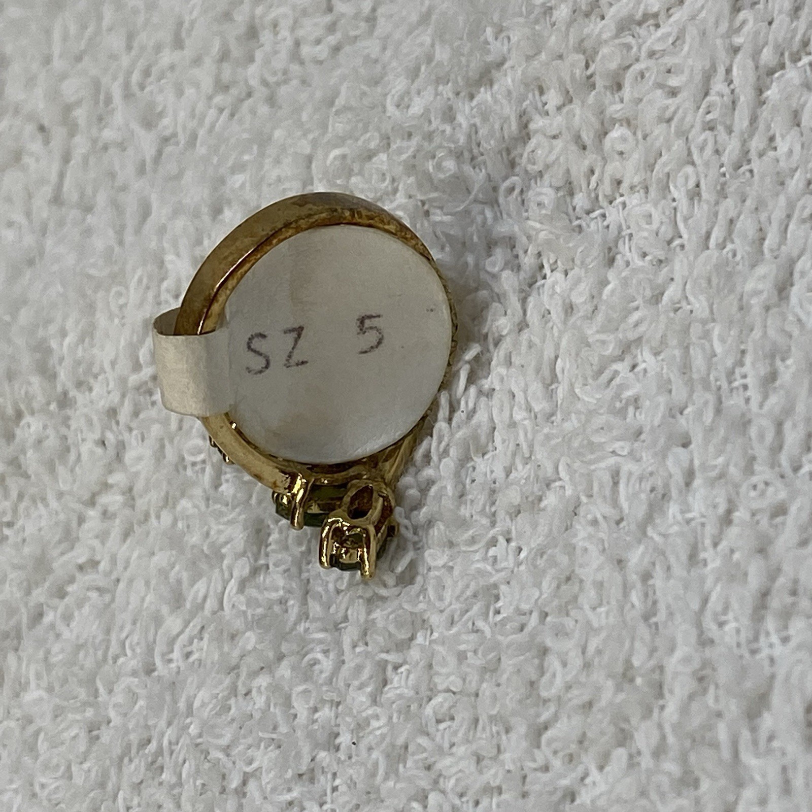 Antique/Vintage Designer 14 Kt. HGE Yellow Gold & Jade 5-Stone Ring Size 5