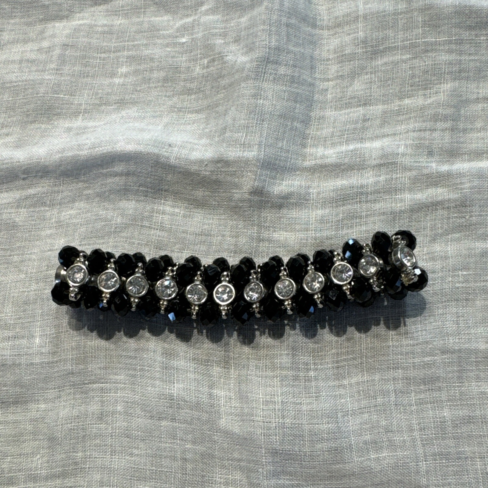 Vintage Black Glass Beaded Rhinestone Stretch Bracelet Jewelry TEH9-37