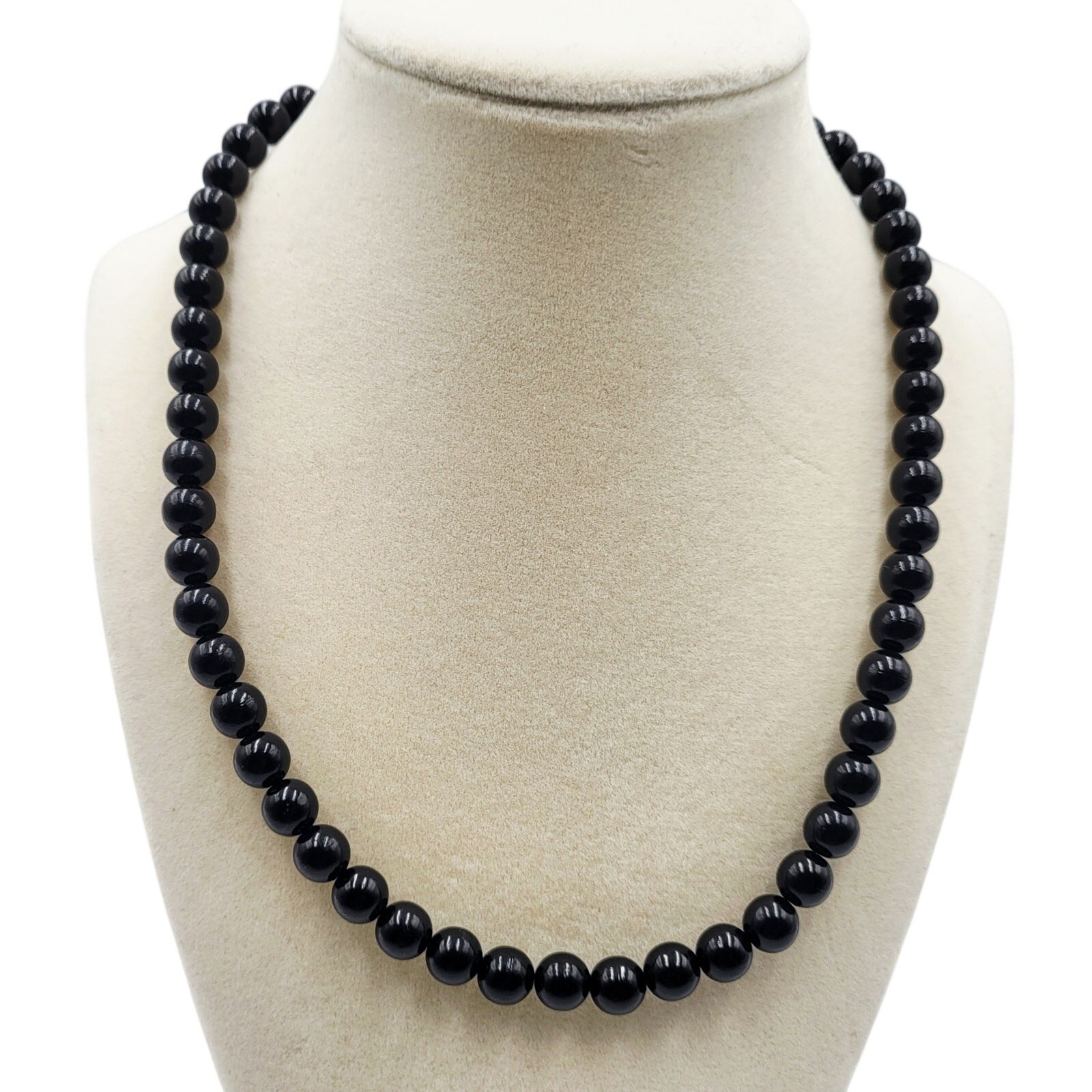 Vtg Classic Black Onyx Single-Strand Beaded Necklace Polished Finish Round Shape