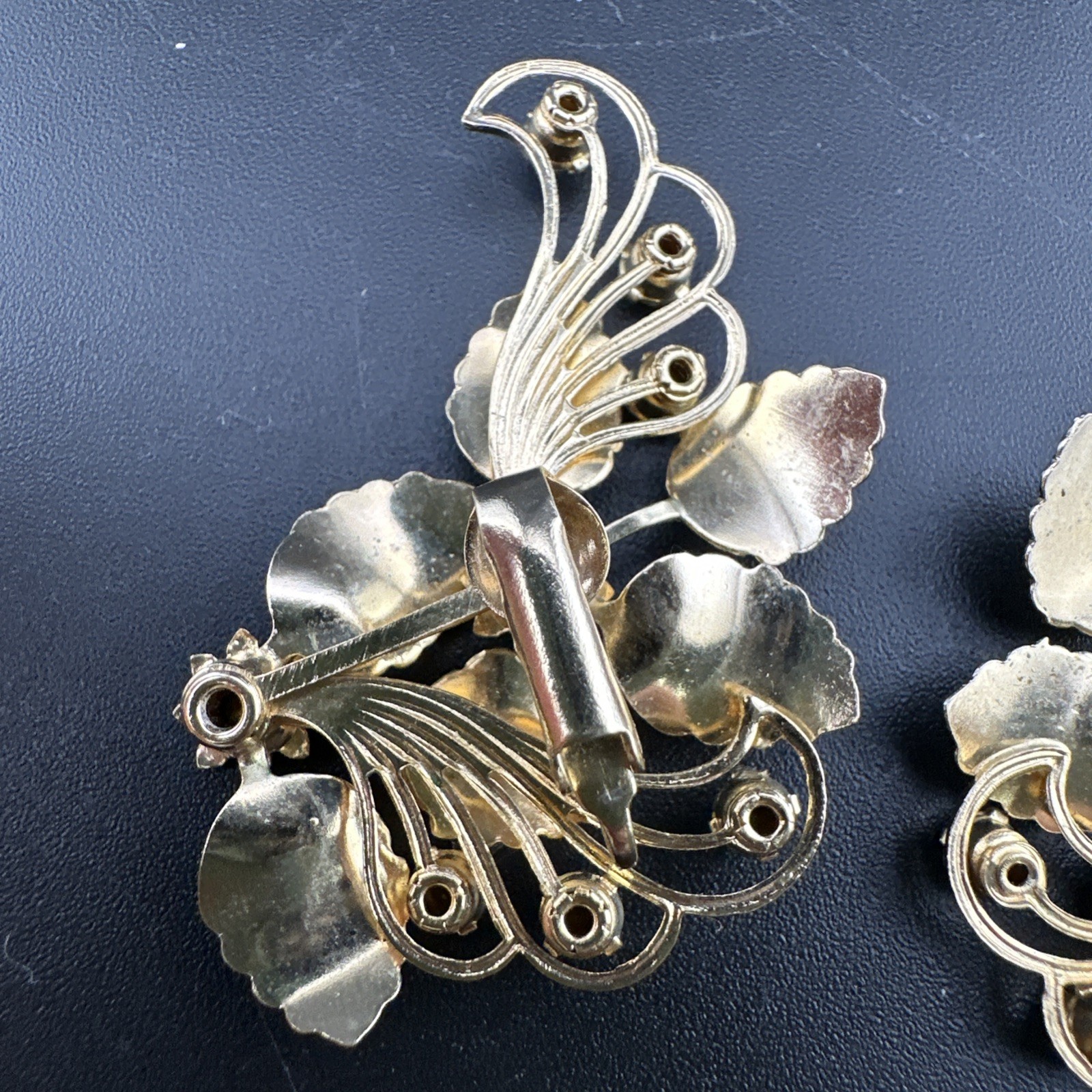 Very Pretty Vintage 1950s Rhinestone Flower Earrings And Brooch Set