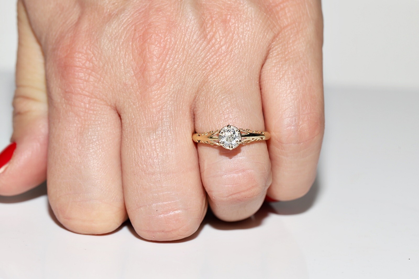 18k Gold New Made Natural Diamond Decorated Solitaire Ring