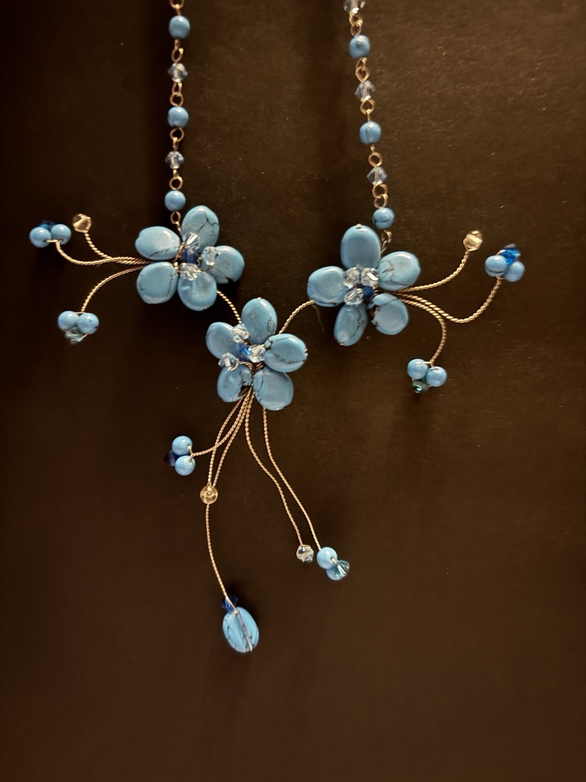 Vintage Silver Tone/ Faux Turquoise Flower Bead Wire Necklace 16-18″