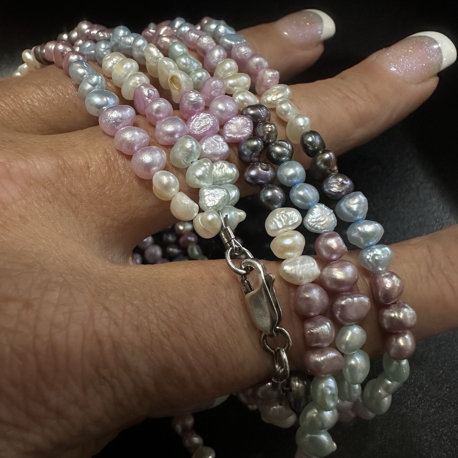 NICE ESTATE STERLING SILVER PINK BLUE PURPLE PEACOCK PEARL 3-STRAND NECKLACE 20”