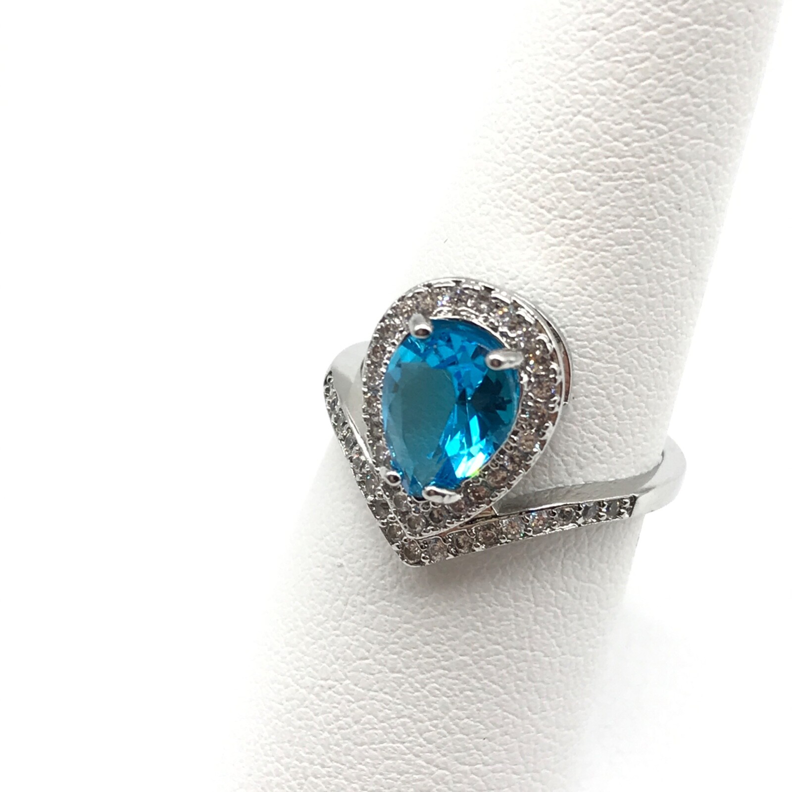 925 Sterling Silver Blue & Clear CZ Accented Ladies Band Ring Size 7.25