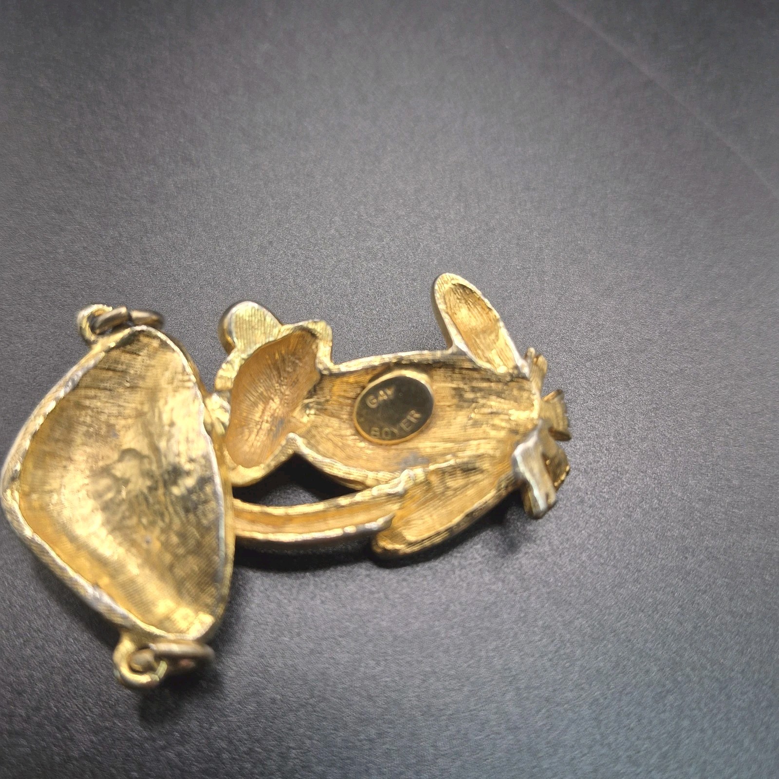 VTG Gay Boyer 24k GP Frog Sheltering Under Mushroom Pendant