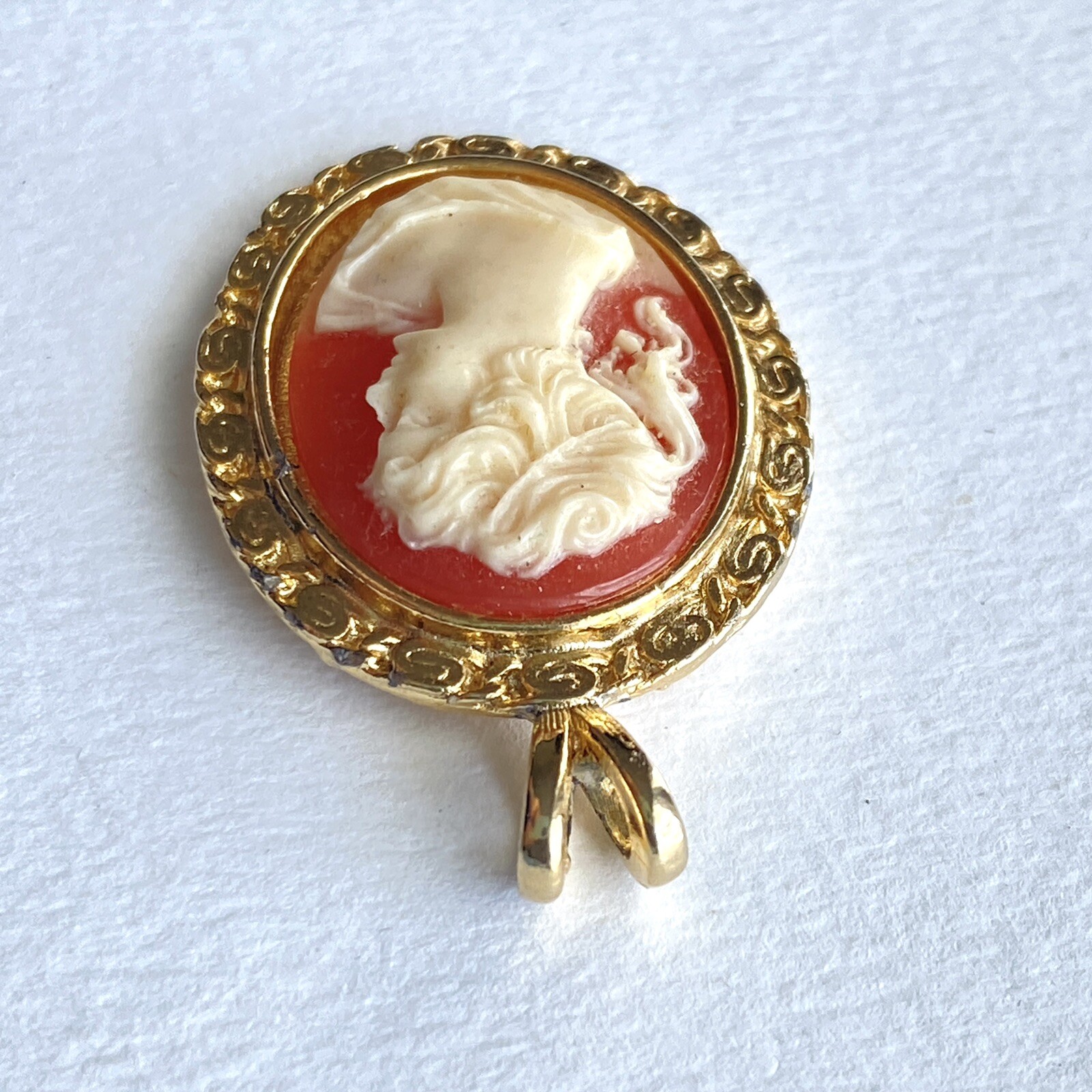 Vintage Romantic Cameo Woman Portrait Gold Tone Faux Orange & Cream Pendant