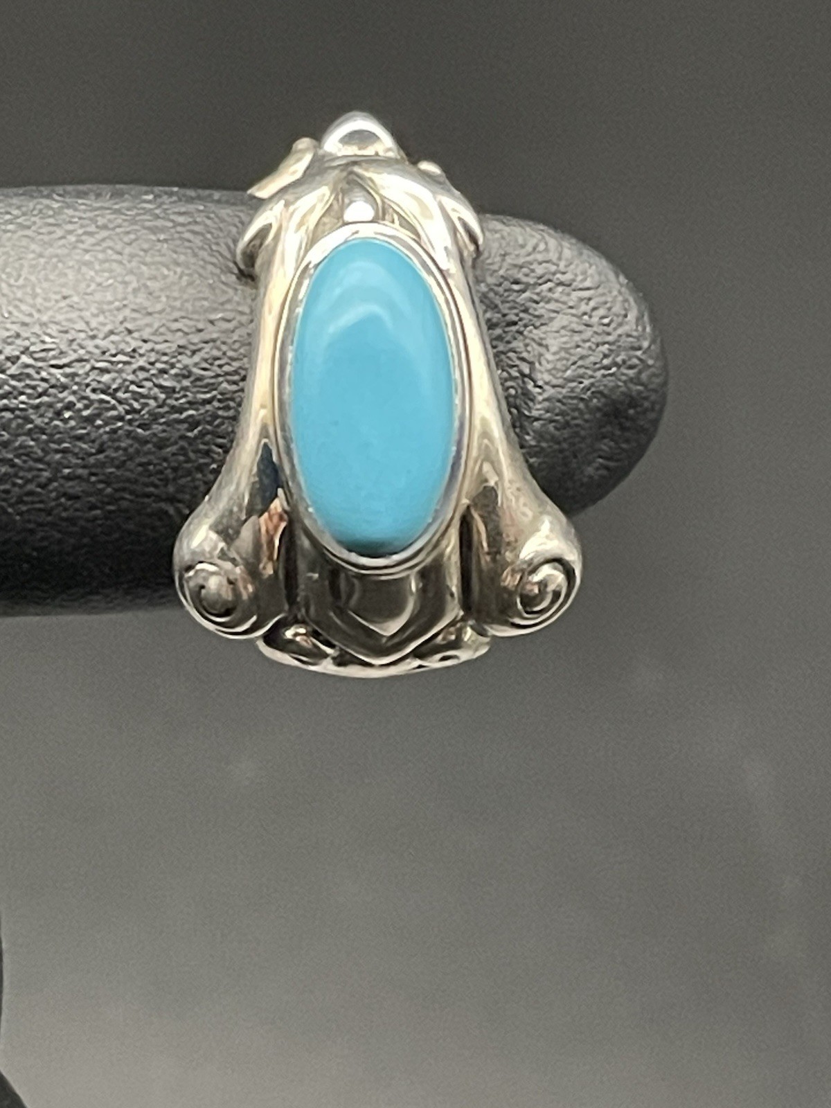 Amy Kahn Russell Sterling Loop Dangle Pendant Ring Size 6 Turquoise Center Vtg