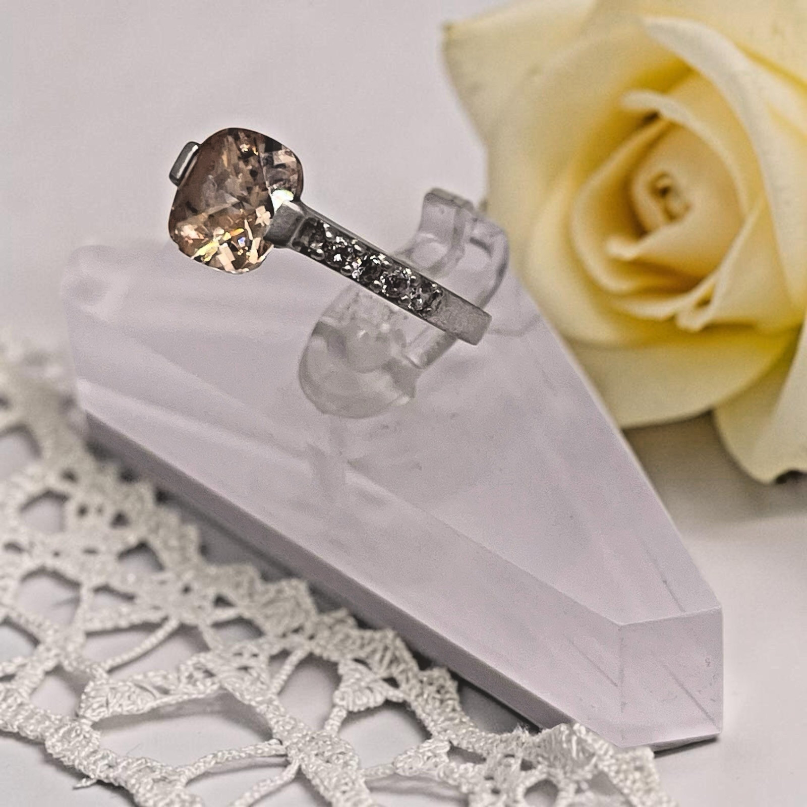 Pale Yellow Citrine CZ w/ Accents 925 Sterling Silver Cocktail Ring, size 8.25