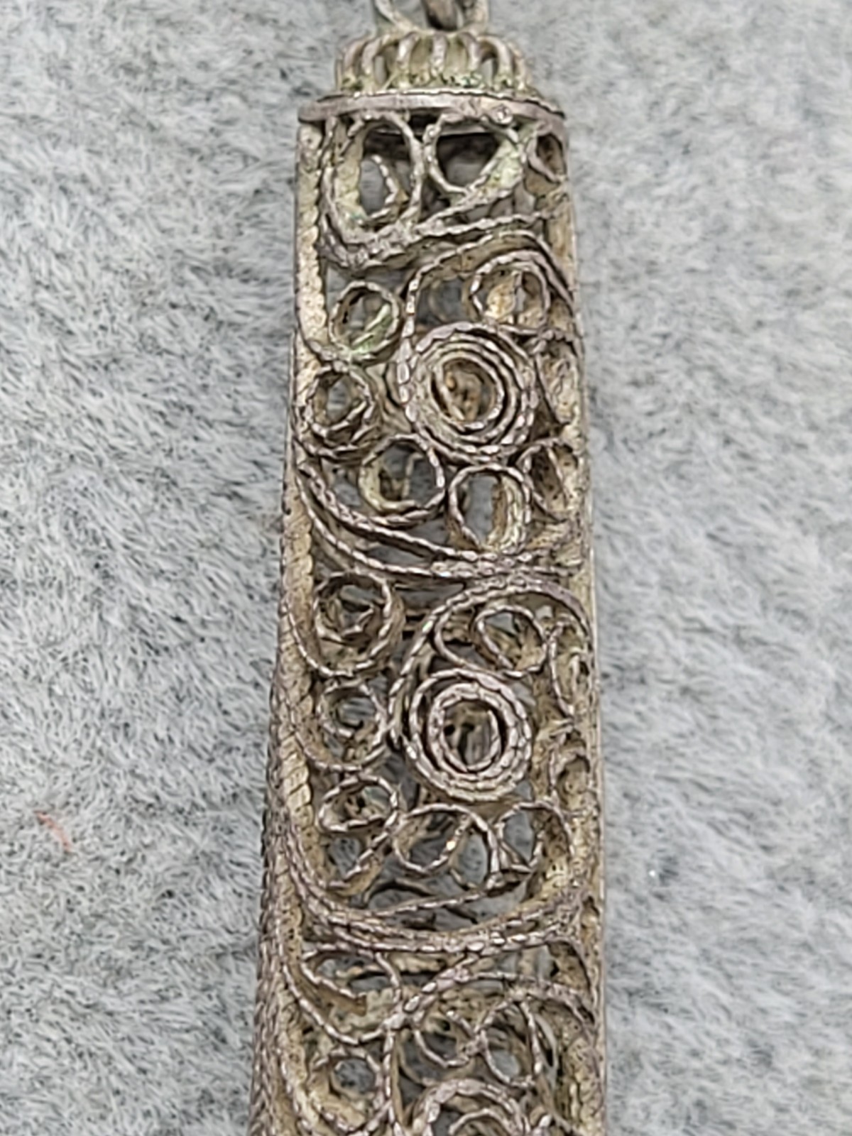 Vintage Silver Filigree 2 1/2″ Long Dangle Drop Earrings Very Light Weight