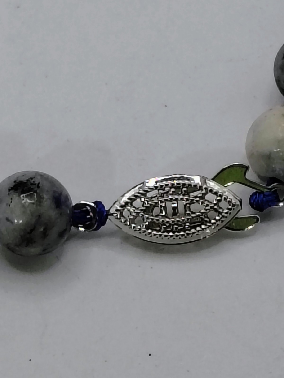 N605 Vintage Sodalite Blue White Gemstone Bead Necklace Hand Knotted 17” 8mm