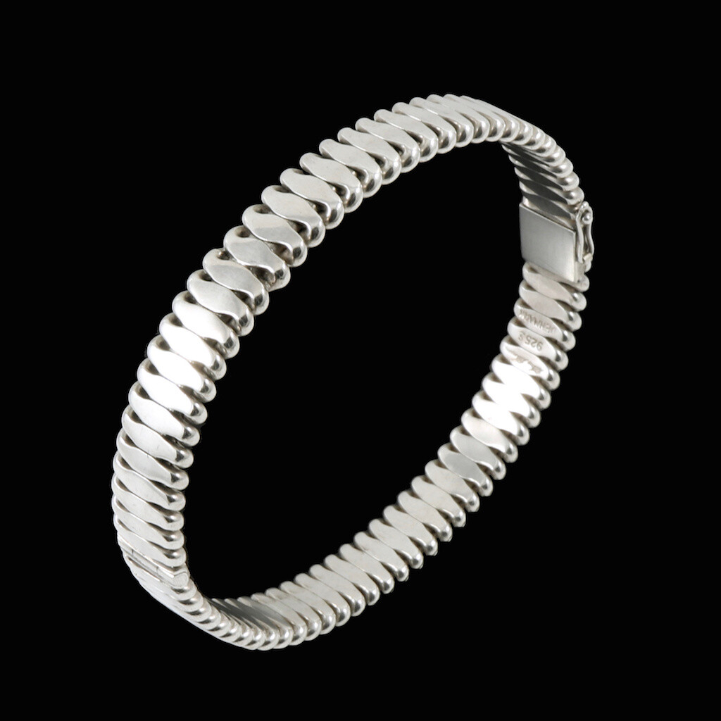 Hans Hansen. Hindged Sterling Silver Bangle #202.