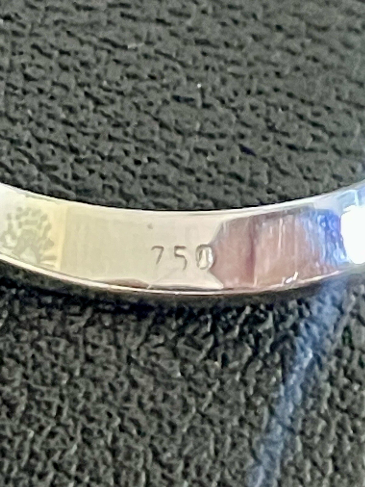 18KT White Gold 1/2CTW Diamond Engagement Ring. Size 6.75(X161)