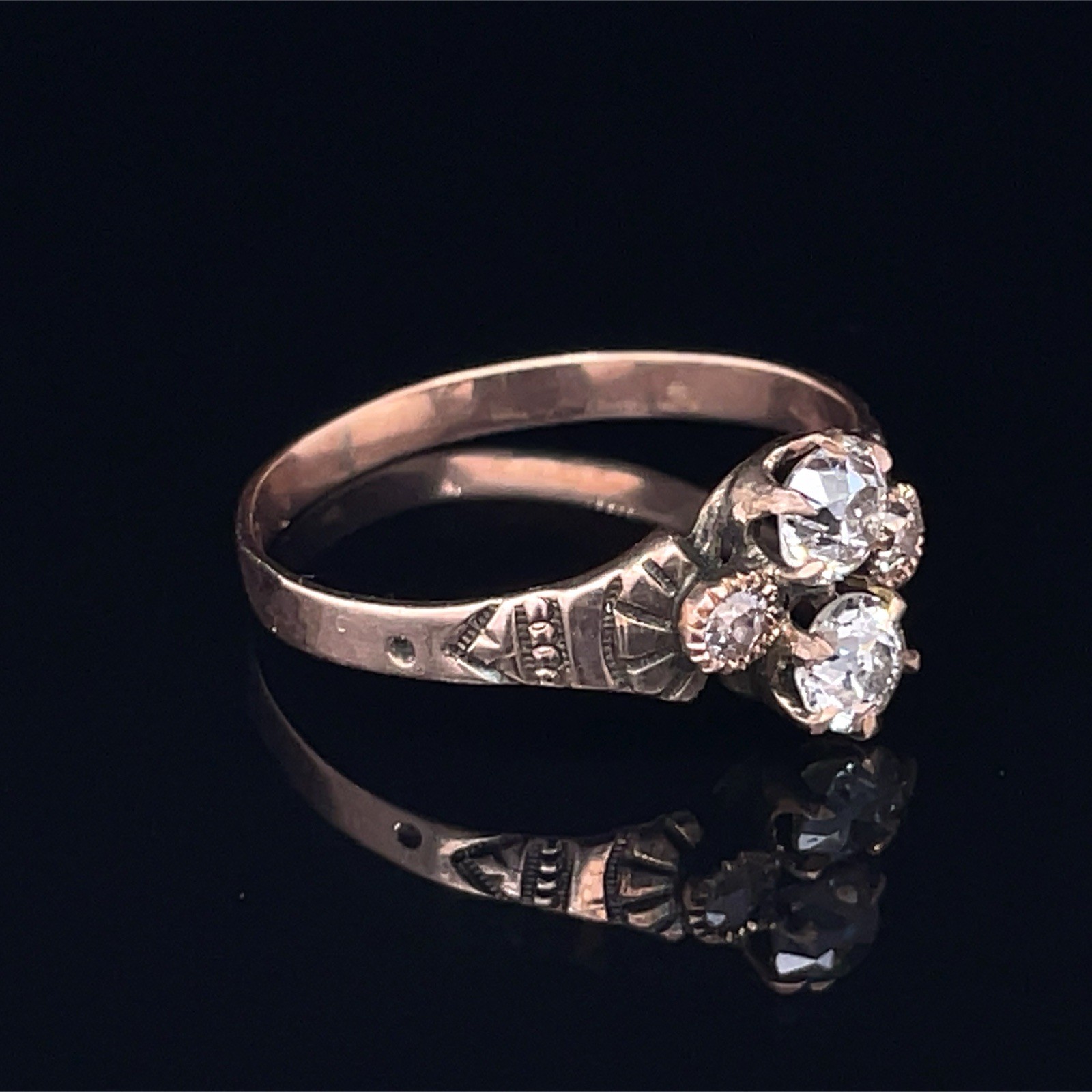 Victorian Old European Cut Diamond Band Set In 14K Gold