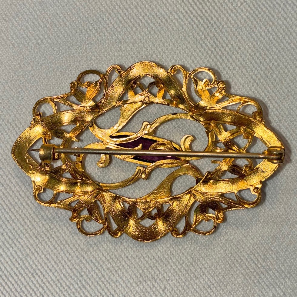 Art Nouveau Style Gold Tone Sash Pin Brooch Faceted Amethyst Glass Large