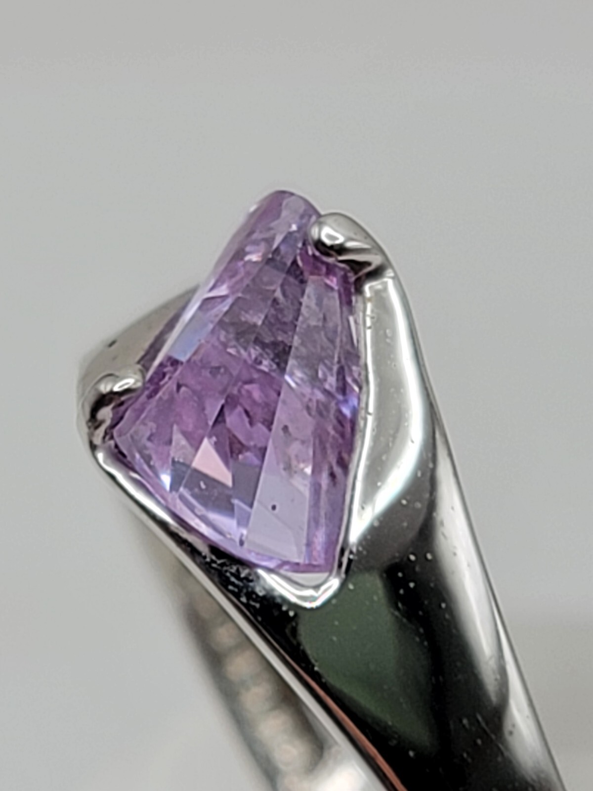 18K Gold Filled Purple Gemstone Ring Modern Statement Silver Tone Band