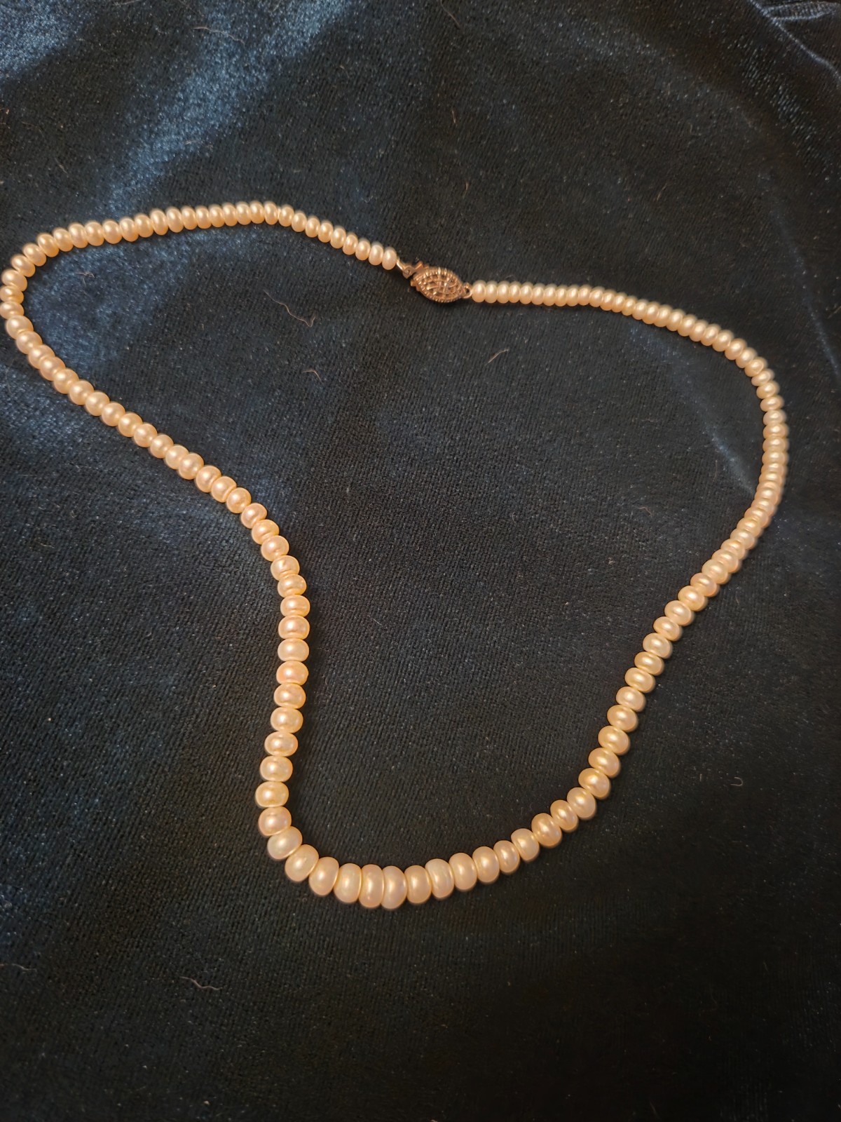 Vintage graduated natural pearl necklace with fish hook clasp