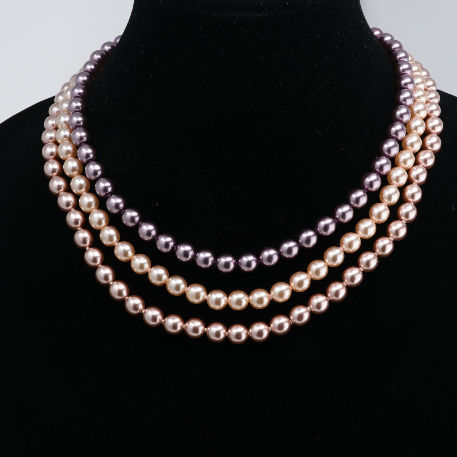 Kenneth Jay Lane 3 Strand 17″ 18″ 19″ Cream Champagne Orchid Faux Pearl Necklace