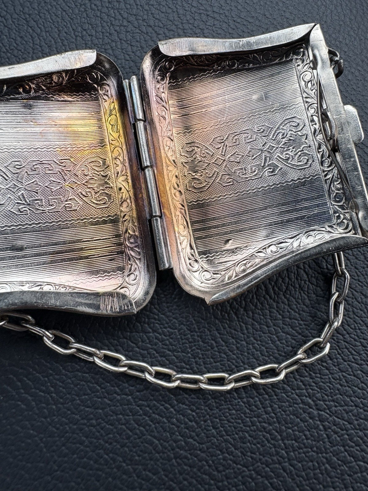 Vintage Engraved Pink Dance Coin Purse Wristlet with Chain – Tested Silver