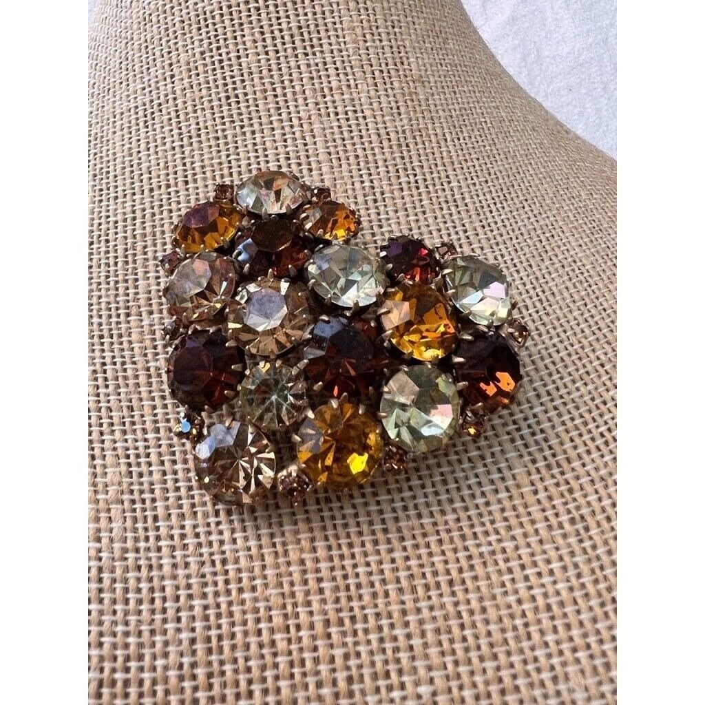 Vintage Austrian Crystal Pin Heart Shape Round Faceted Karu Arke Silver Toned