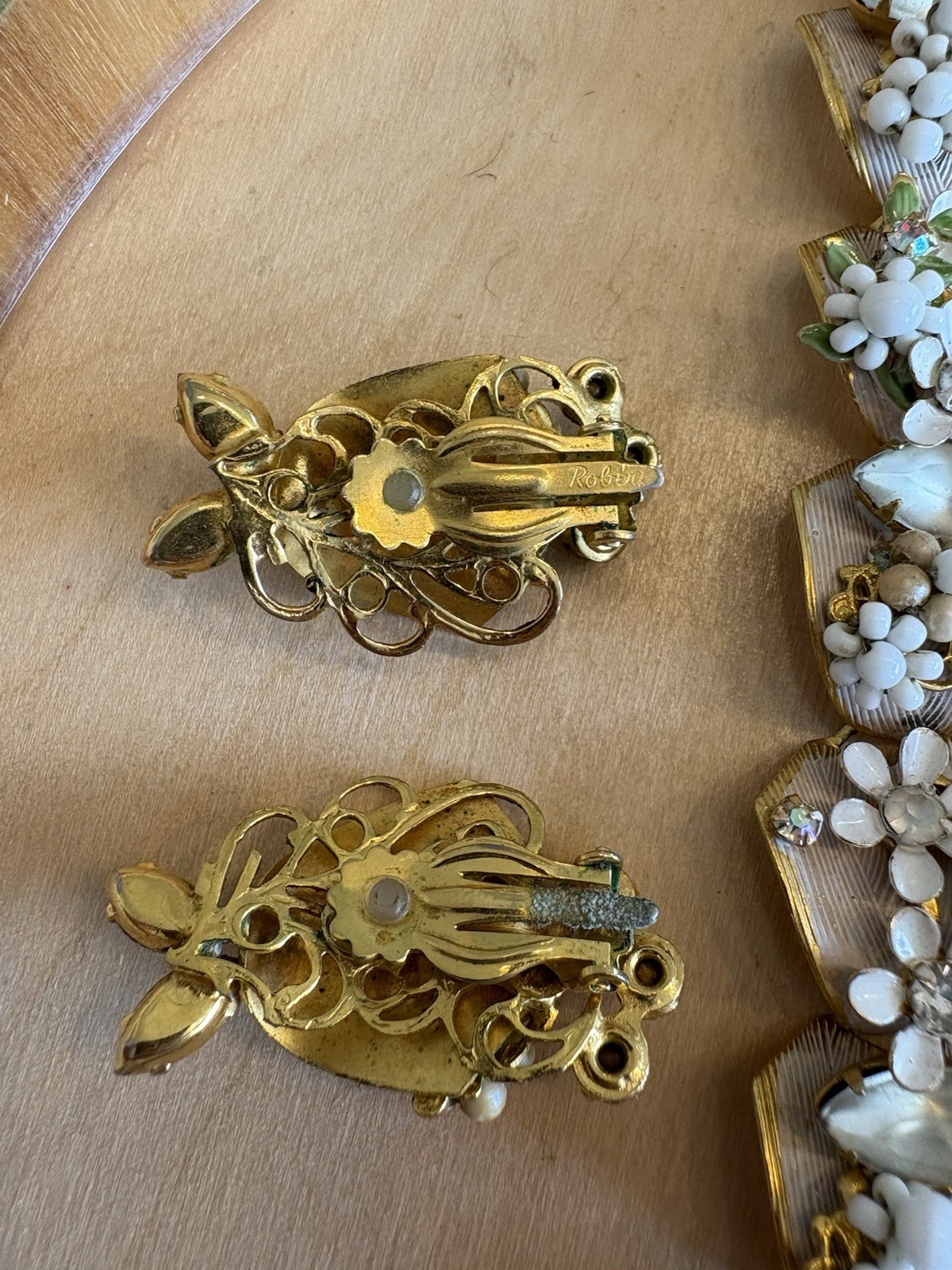Original By Robert Magnificent Spectacular Design Unique And Rare Set Wedding