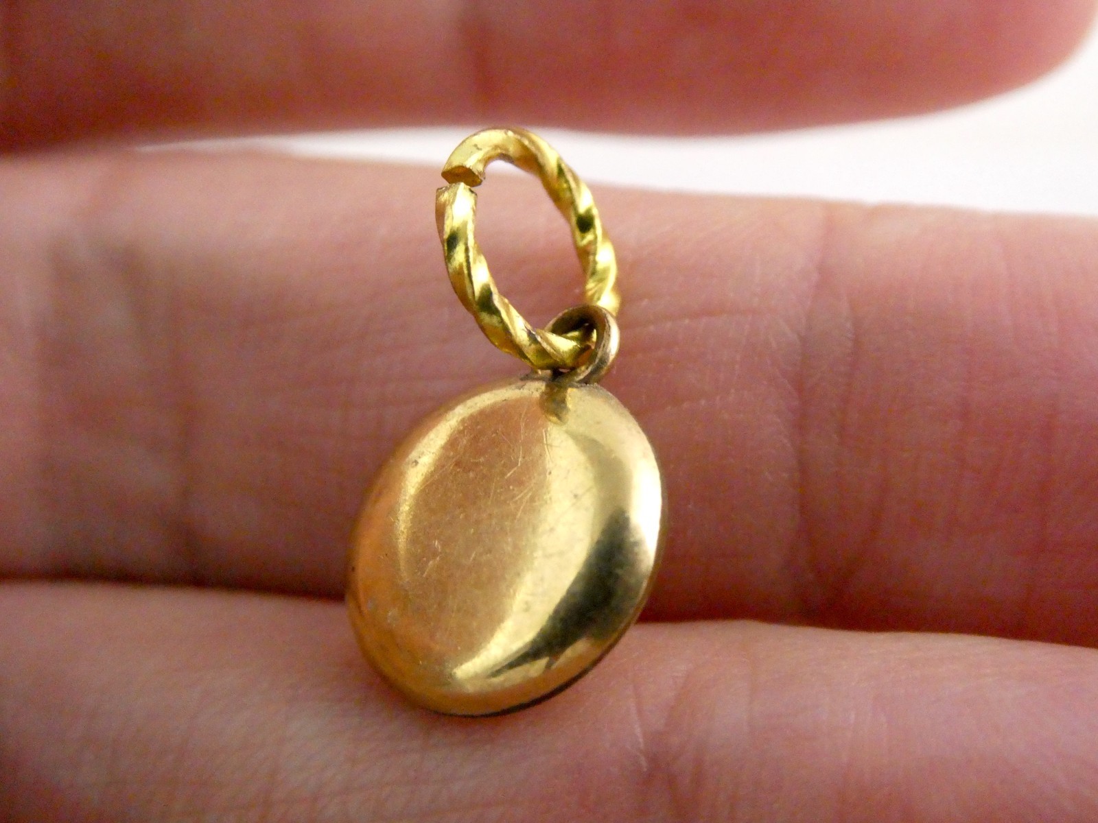 Vintage Unmarked Etched Gold Fill Floral Charm Pendant 1.6g .75 Inch Length