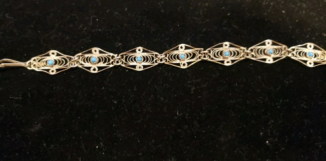 Vintage 6″ Filigree Silver Tone Bracelet With Small Blue Stones