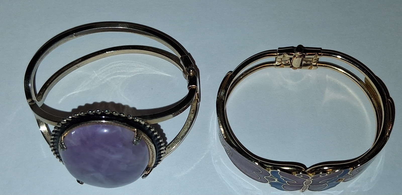 Lot of 2 Bangle Cuff Hinged Bracelets Gold Tone Fashion Butterfly/Amethyst Vtg