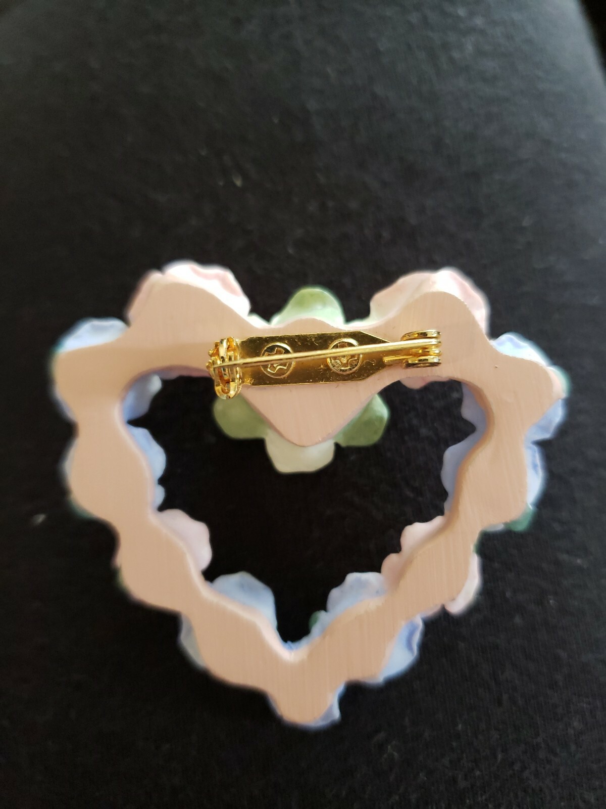 Avon HEARTS and ROSES Brooch Vintage Pin Yellow Pink Blue Floral Flowers