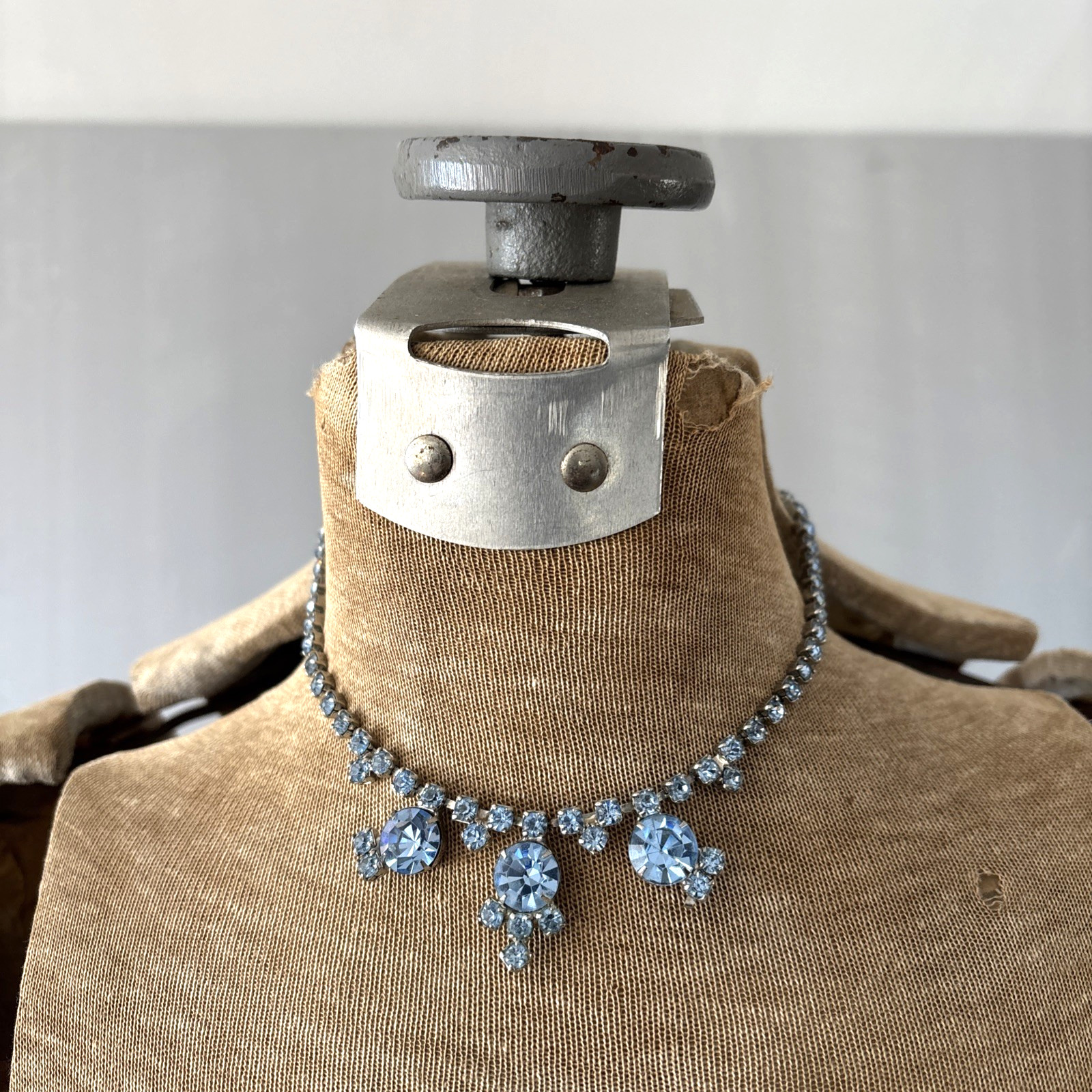 Vtg 1950s Necklace Triple Drop Choker Aquamarine Ice Blue Rhinestone Silver Tone