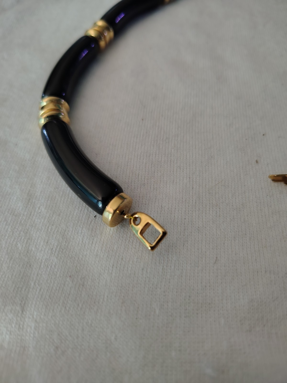 Napier Necklace Black and Gold Tone Beaded Choker Vintage 18 in