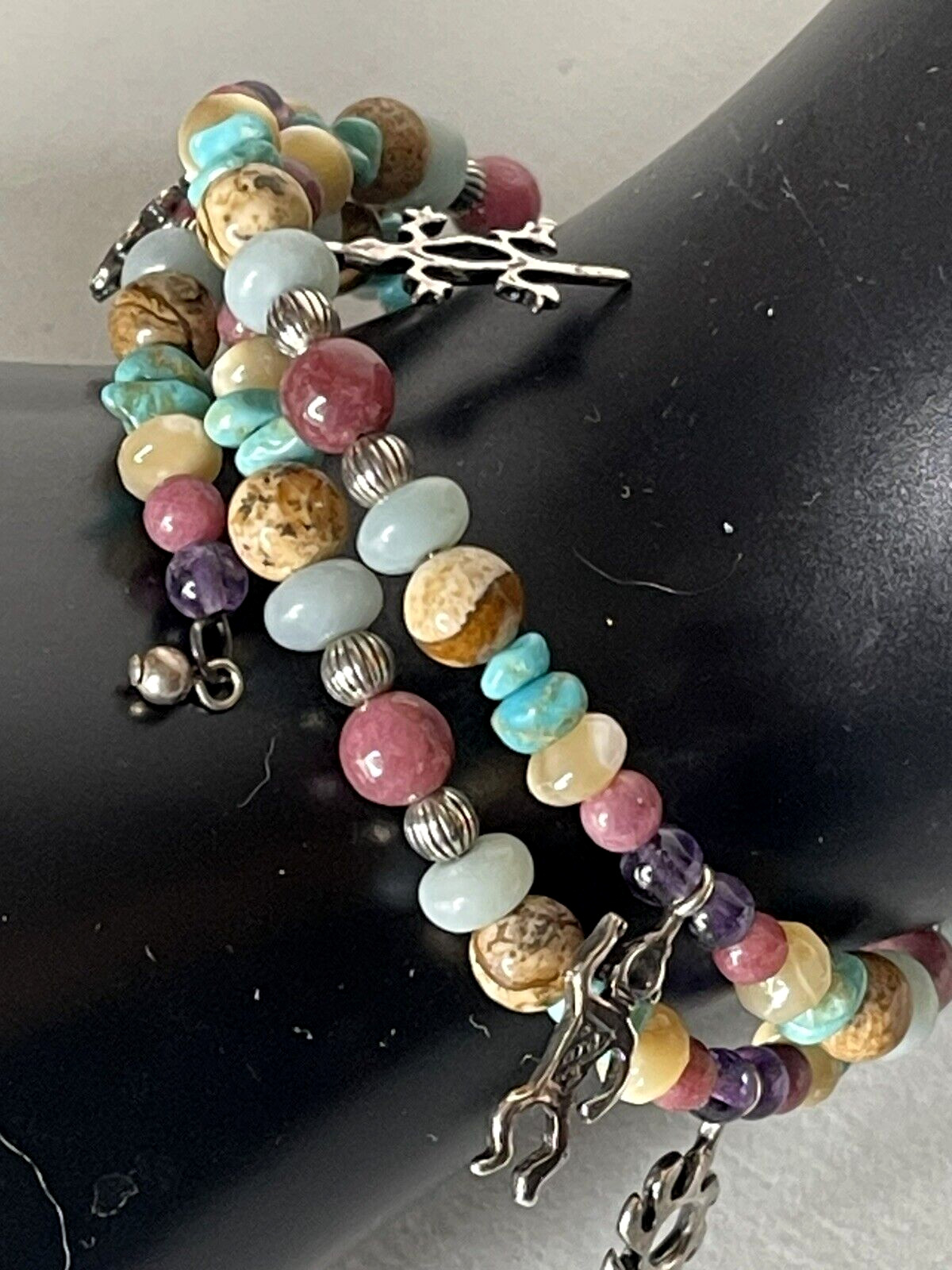 Vtg South Western Genuine Stone Bead Bracelet 6 Sterling Silver Indian Charms