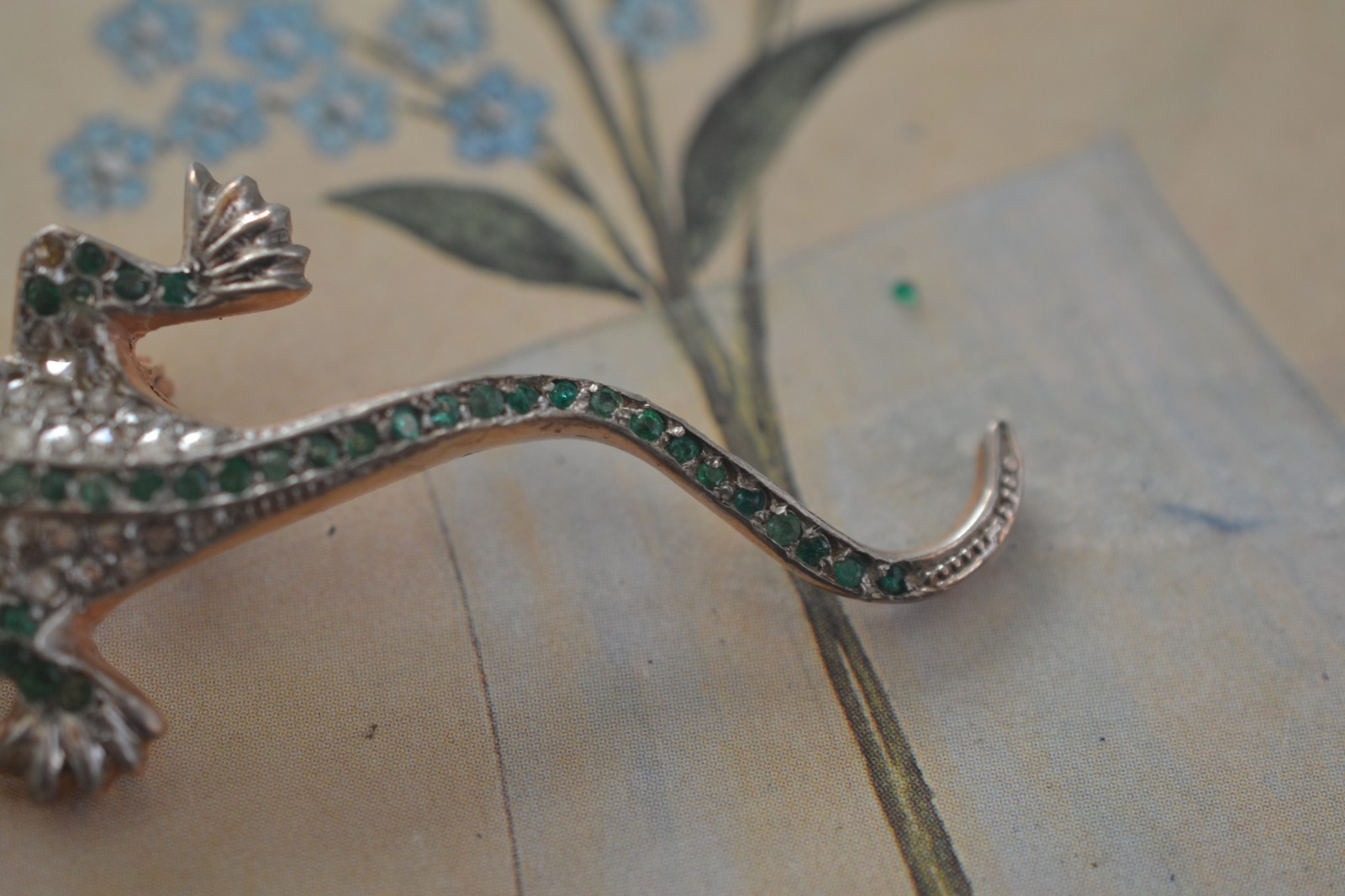 Antique Estate 18k Gold Diamond Emerald and Ruby Lizard Pin Brooch 12 Gr