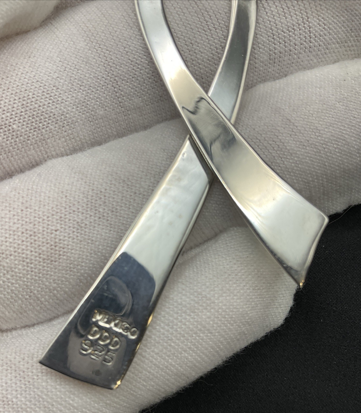 Dominique Dinouart DDD Mexico Sterling Silver Collar Necklace W/ Ribbon Pendant