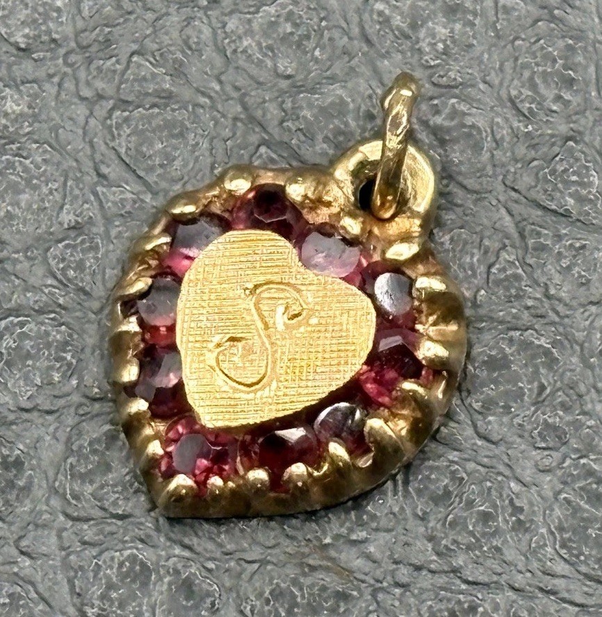 VTG 14K Gold Heart Garnet “S” Mono Engraved Pendant Or Charm Antique Victorian