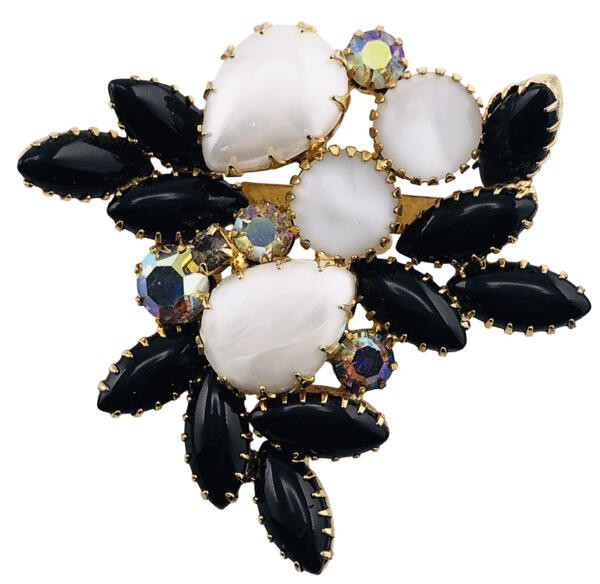 Vintage BLACK & WHITE Pearlized Prong Set RHINESTONE Cluster PIN/Brooch,FJT