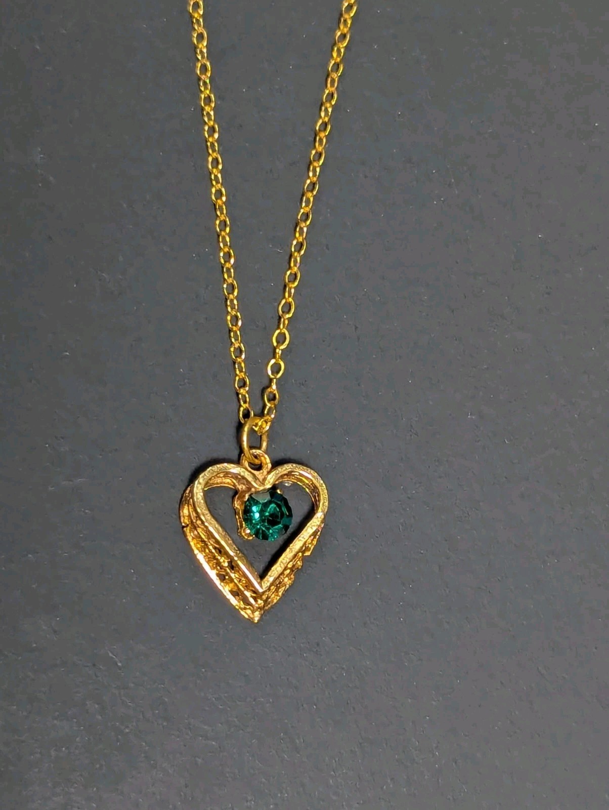 Vintage Gold Filled Chain Necklace 16″ Emerald Filigree Heart Pendant May
