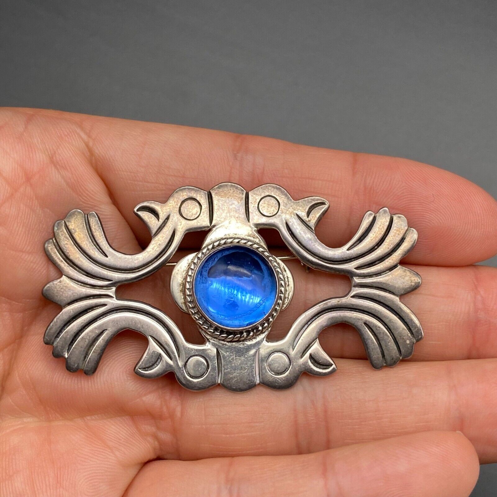 Vintage Mexico Icuala Blue Glass Sterling Silver Pin Brooch