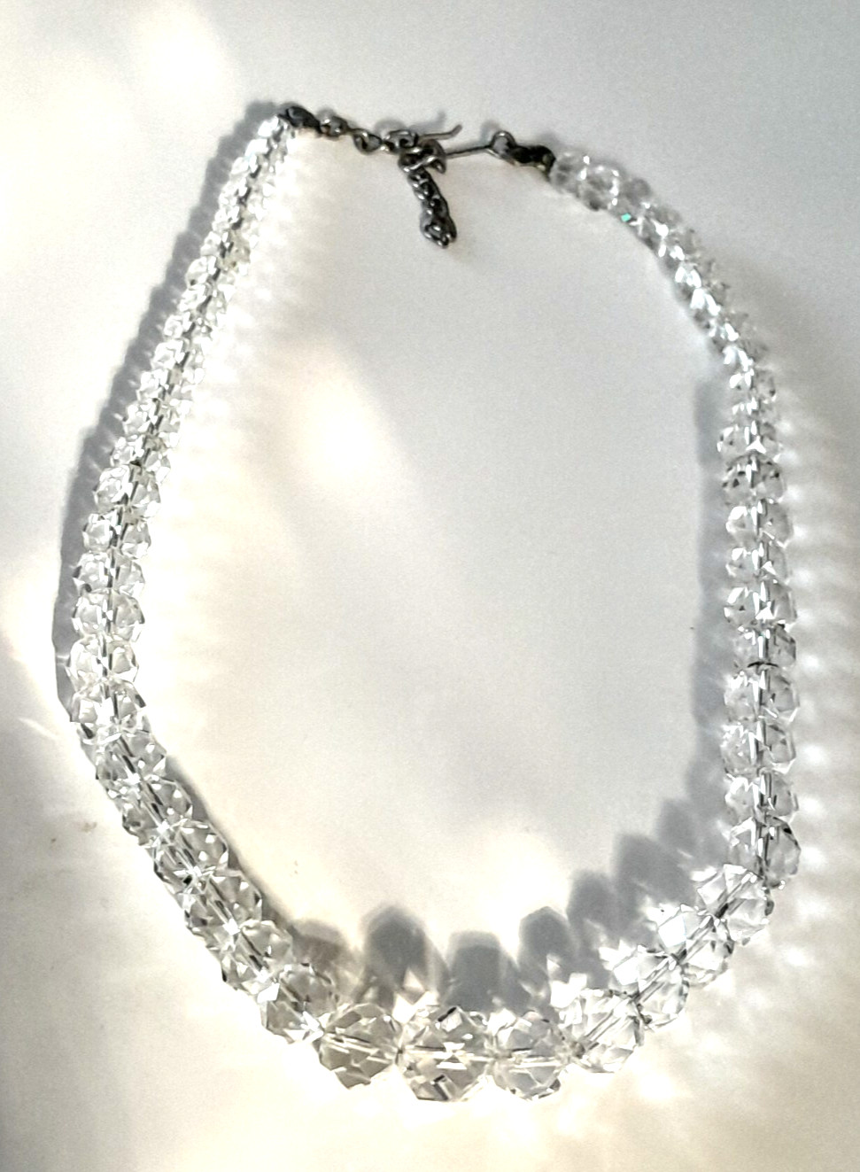Vintage 1950’s Stunning AB Aurora Borealis Single Strand 15-17″ Choker Necklace
