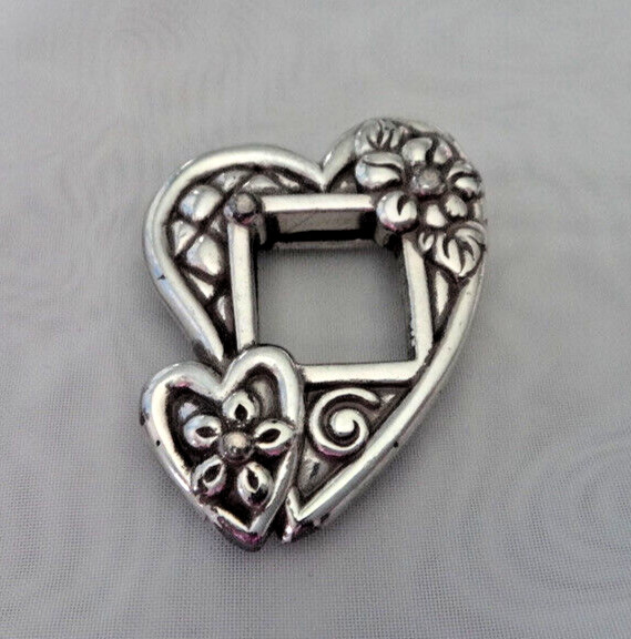 1.5′ BRIGHTON silver Hearts and Flowers 13x15mm Photo Brooch Pin Retired