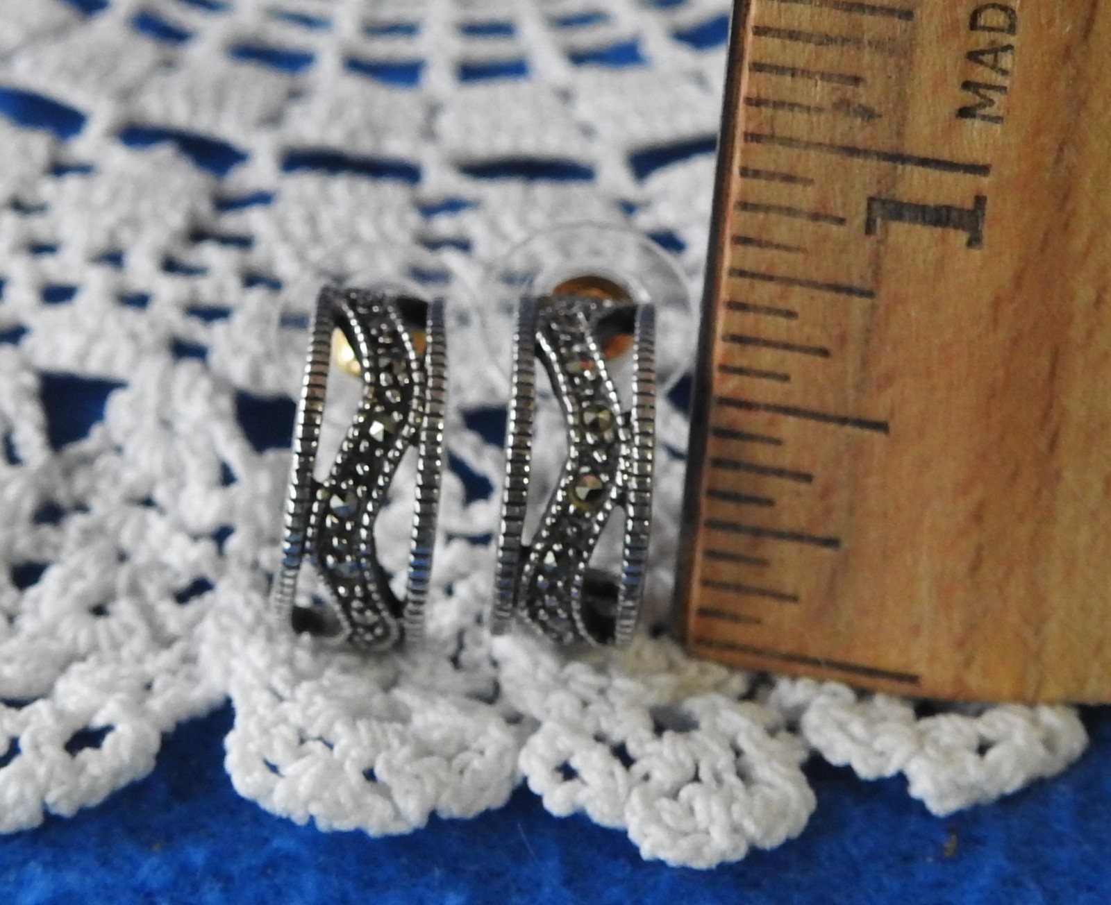 Vintage Signed CW 925 Sterling Silver Marcasite Half Hoop Pierced Earrings 4.1G