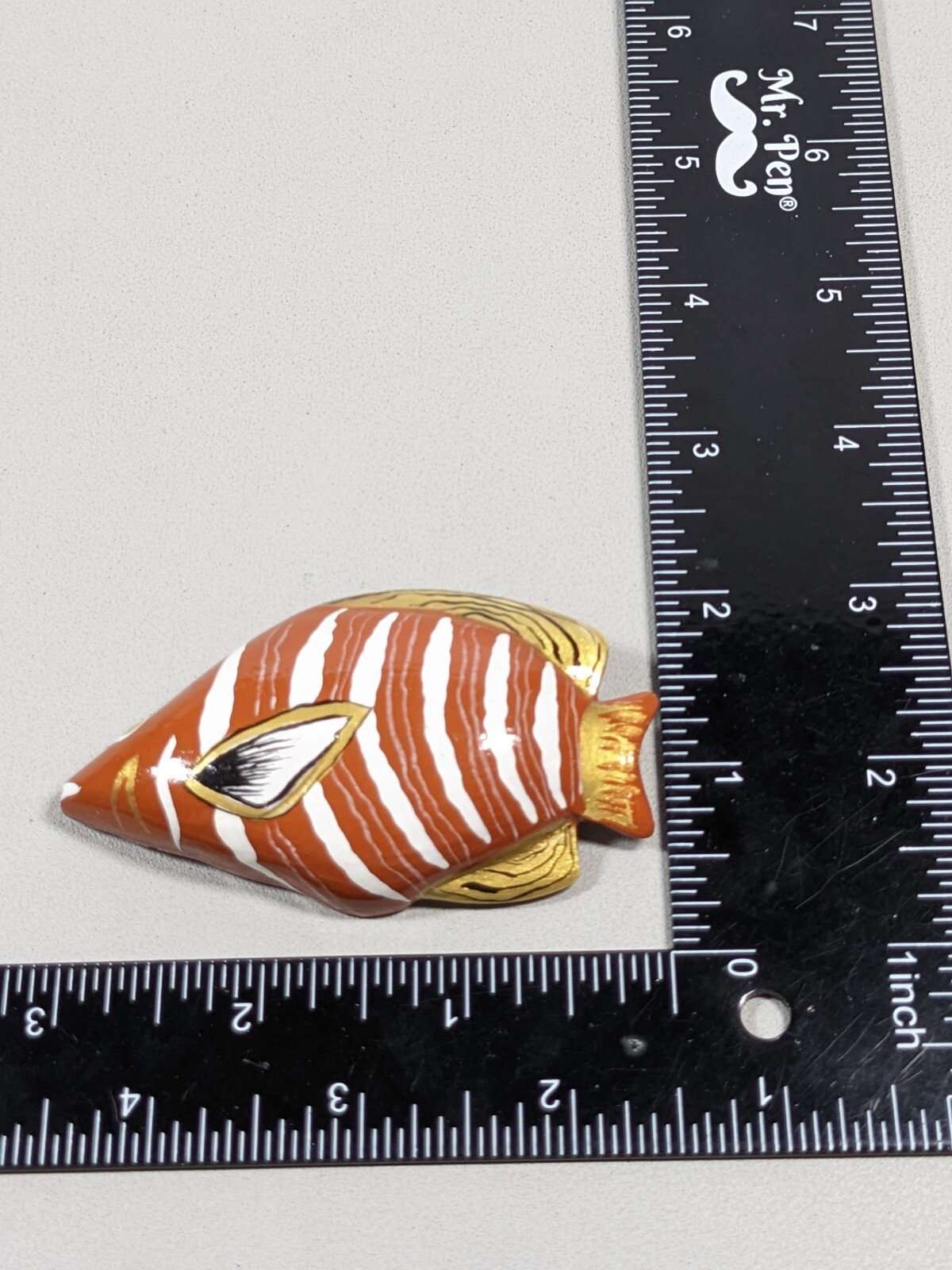Brown White Wood Painted Tropical Striped Fish Pin
