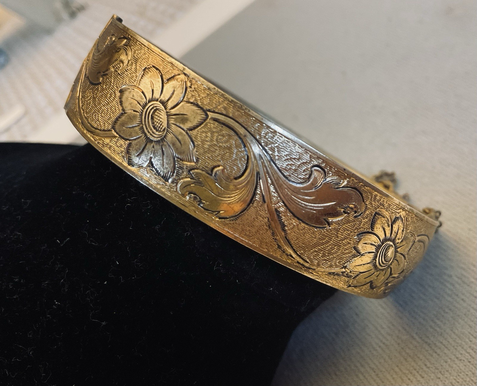 Vintage Bangle Hinged Bracelet Etched Flowers Gold Tone Textured
