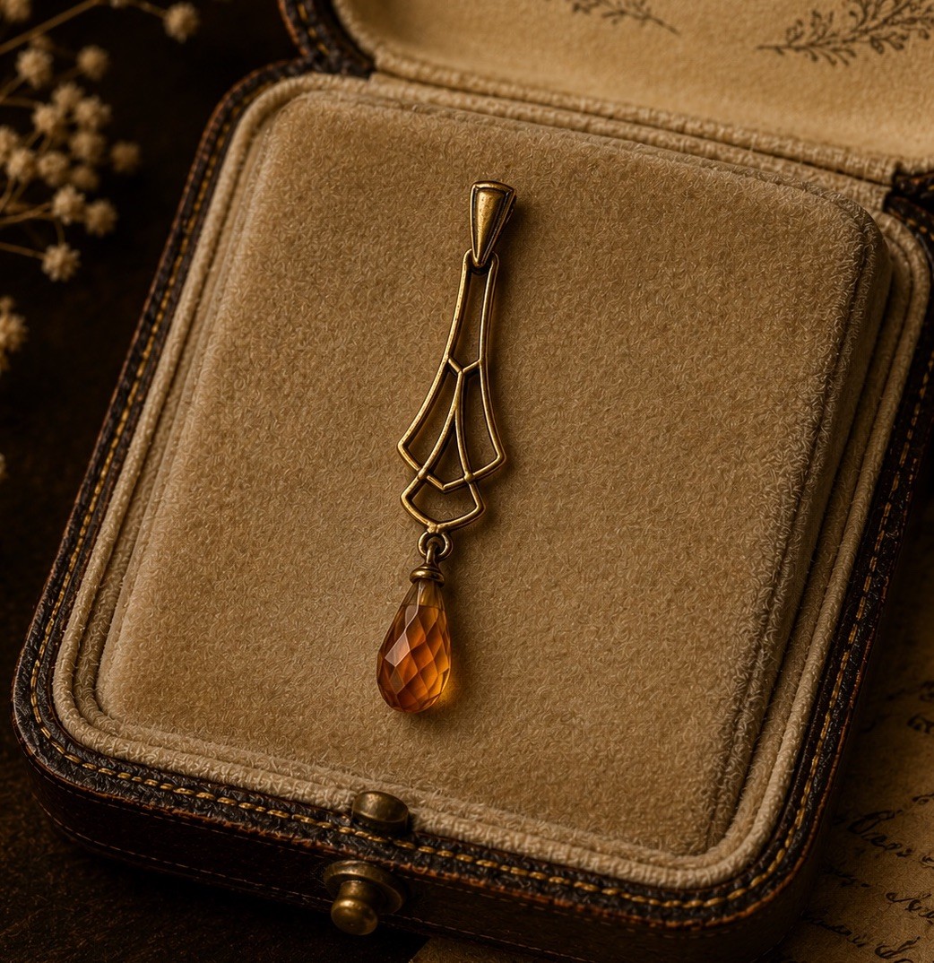Vintage Circa 1920’s Lavalier, 10 Kt Gold With Citrine Briollete Drop